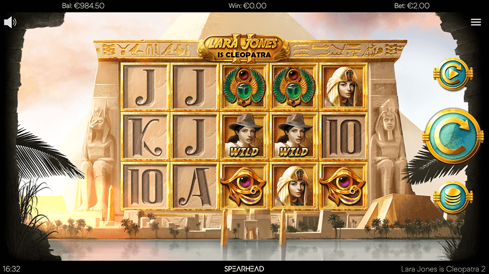 Lara Jones is Cleopatra 2 Screenshot 5